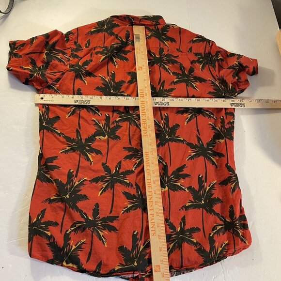 Rodd  And Gunn Dress Shirt Mens Medium Red Floral Sports Fit Hawaiian Button Up - Picture 3 of 7